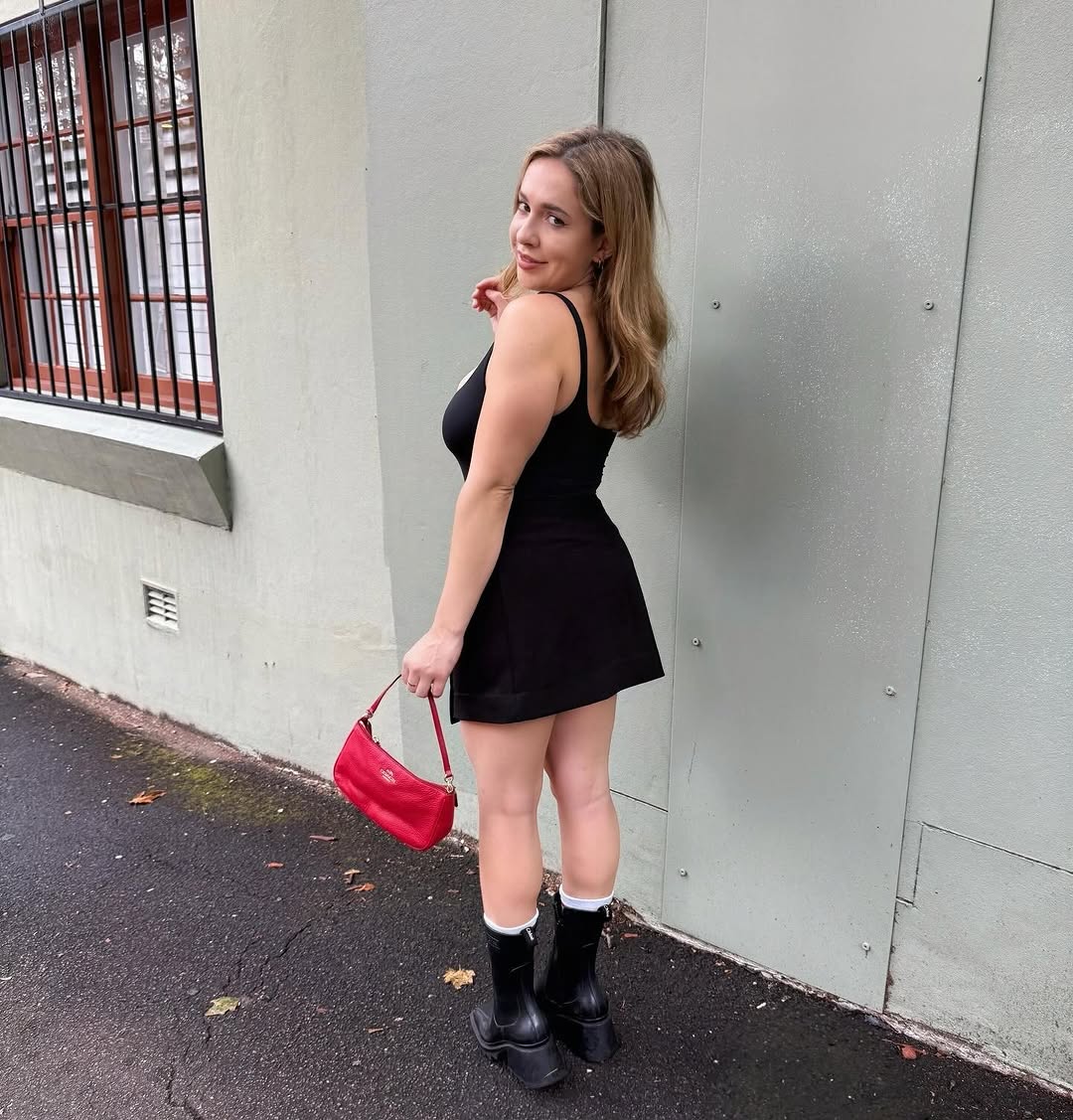 RubyMay396013's tweet image. Am I sexy?