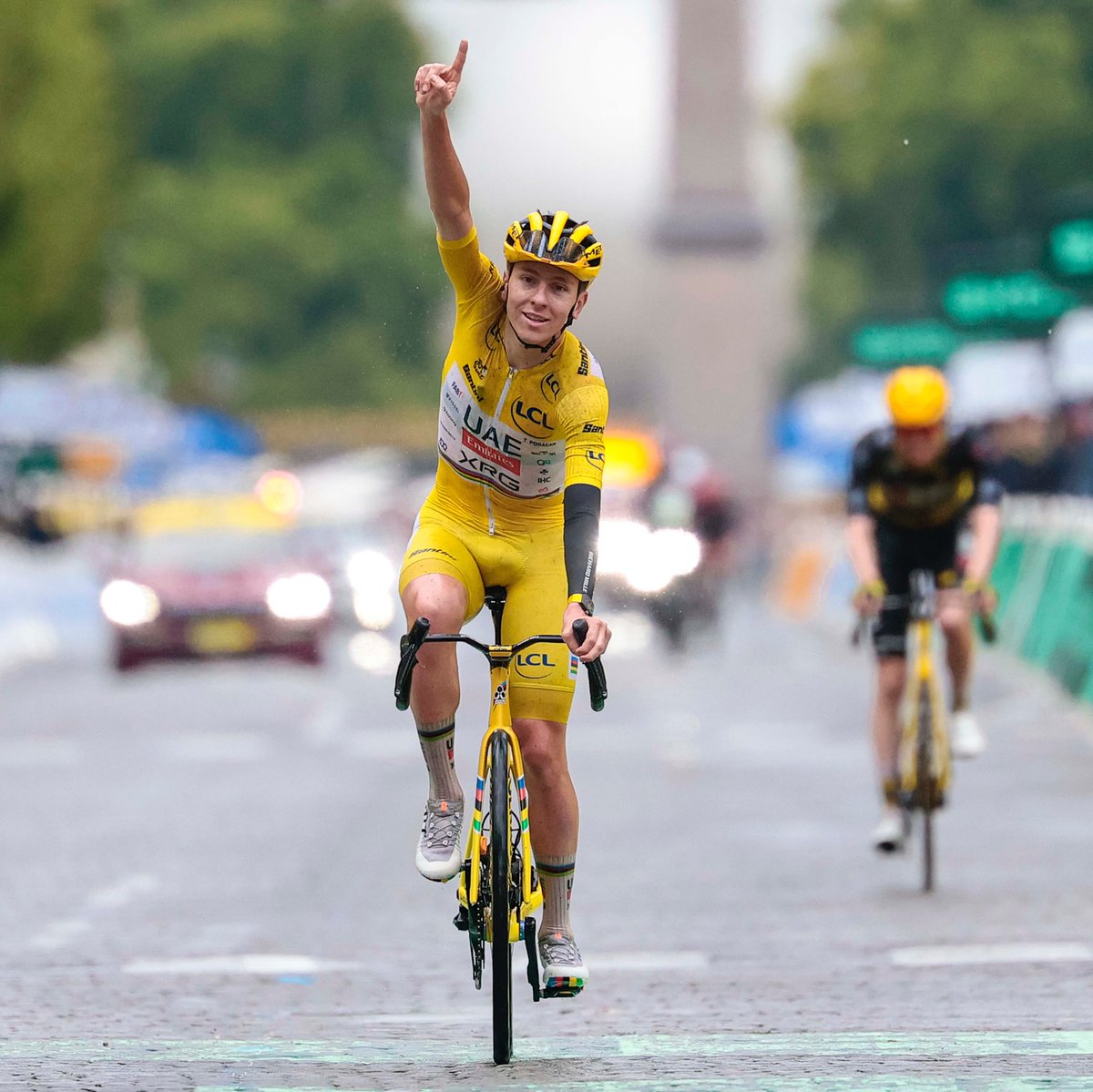 Y1Rsの特別仕様車がコルナゴ公式オンラインショップ「SHIFTA」で限定販売！

マイヨジョーヌカラーのY1Rsと、アルカンシェルカラーのフレームにDura Ace Di2とENVE SES 4.5ホイールを組み合わせた特別仕様の完成車が各１台限定！

▼ご購入はこちら！
shifta.jp/product/505300…
shifta.jp/product/505309…