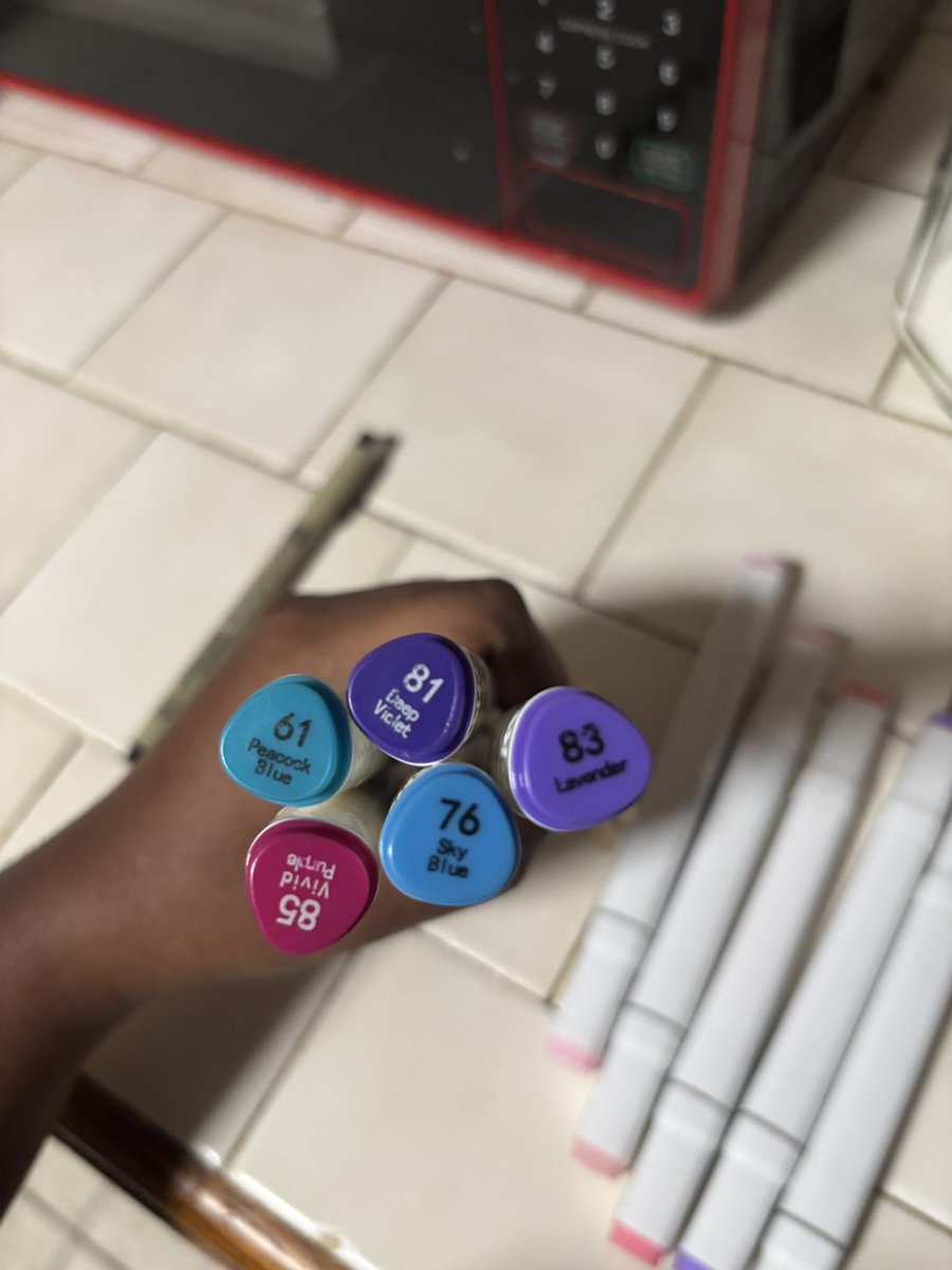 EvaProduction8's tweet photo. These are the products I use ☺️ https://t.co/32z1VO4JwW