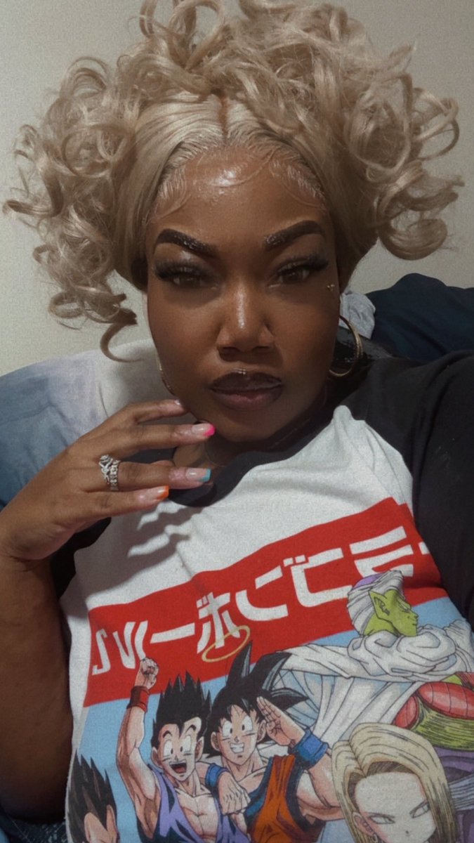 My man said Im over here looking like ronnie from the players club