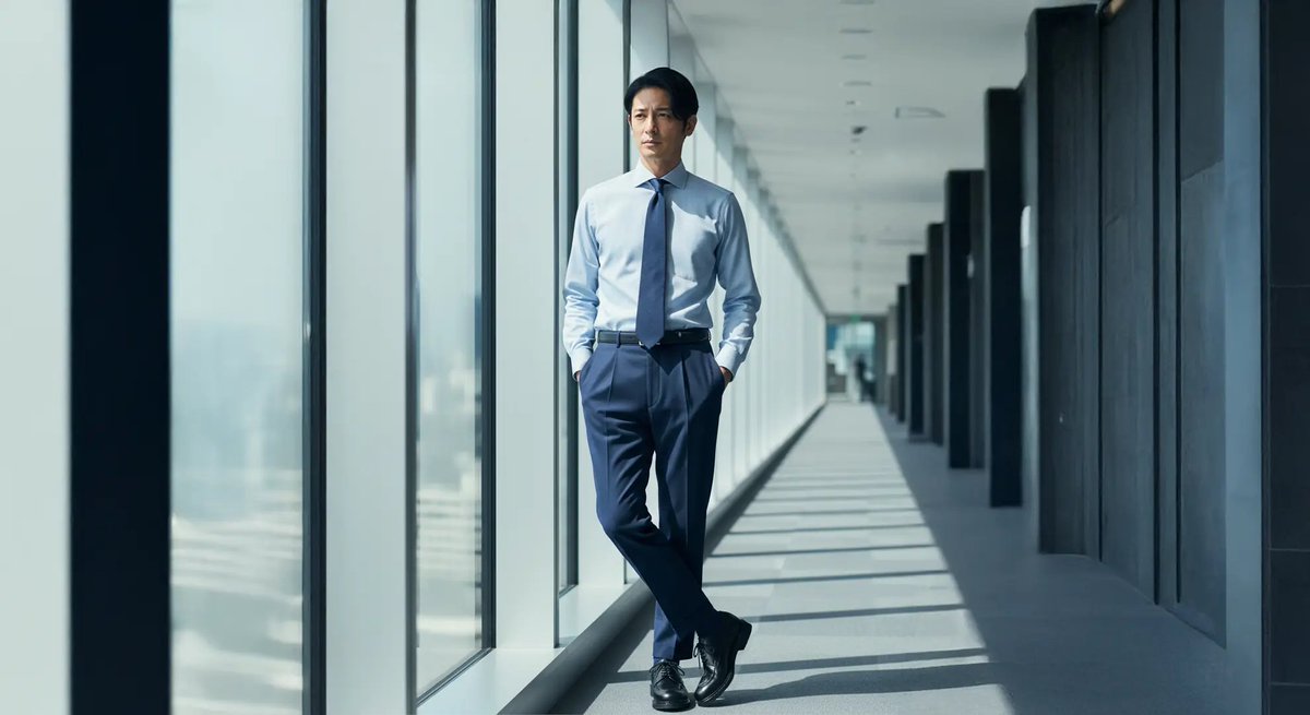 firstexperience's tweet image. 数量限定の特別価格でSWISSのWEBAのサックス・リンクルフリー・ストレッチ生地をご用意しました。
ぜひ、この機会に上質を知る人のための“進化系サックスシャツ”をご着用ください。

firstexperience.jp/news/time_fair…