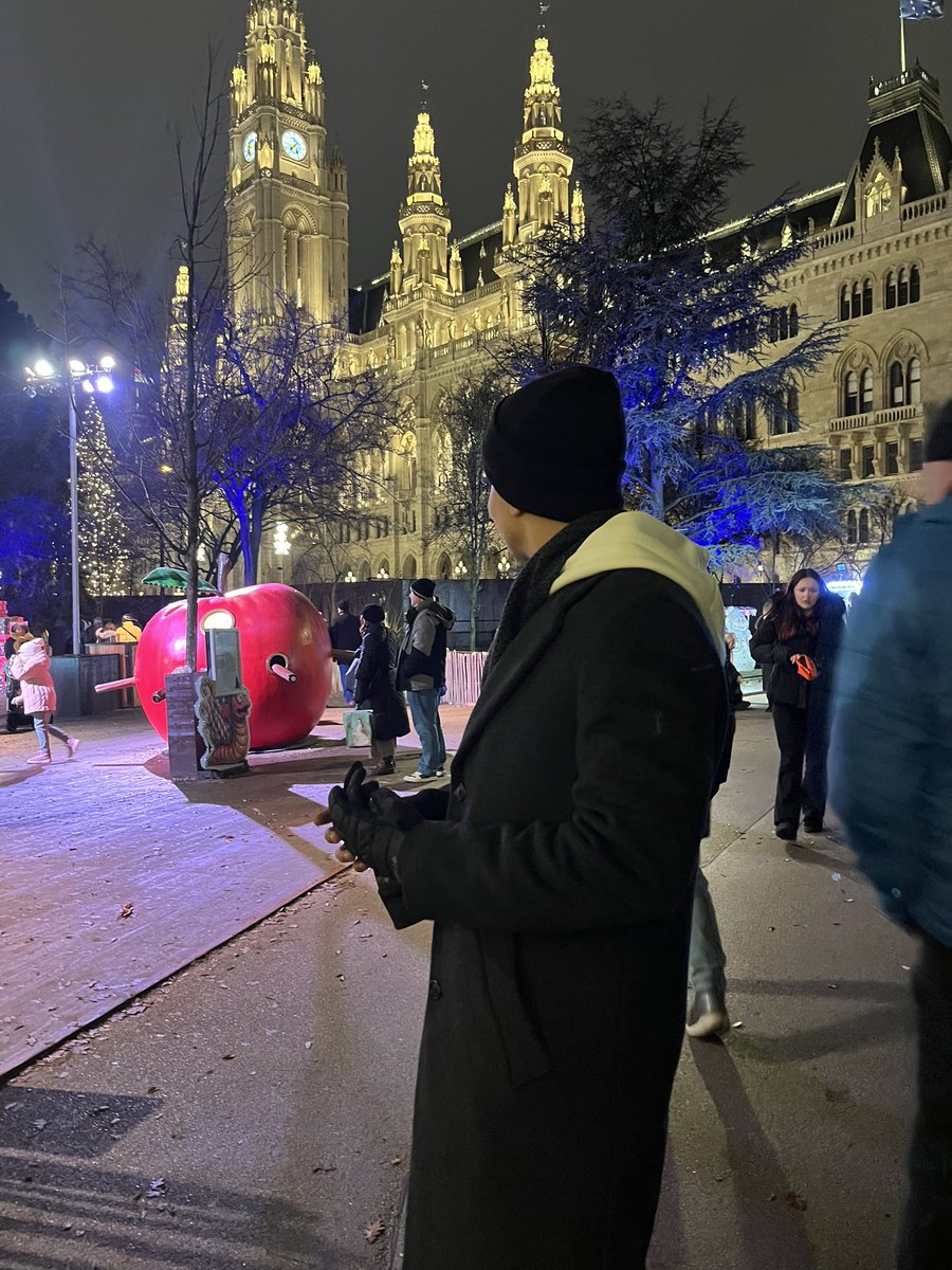 omerselim85's tweet photo. Wien 🇦🇹 https://t.co/3cAduQ34Z4