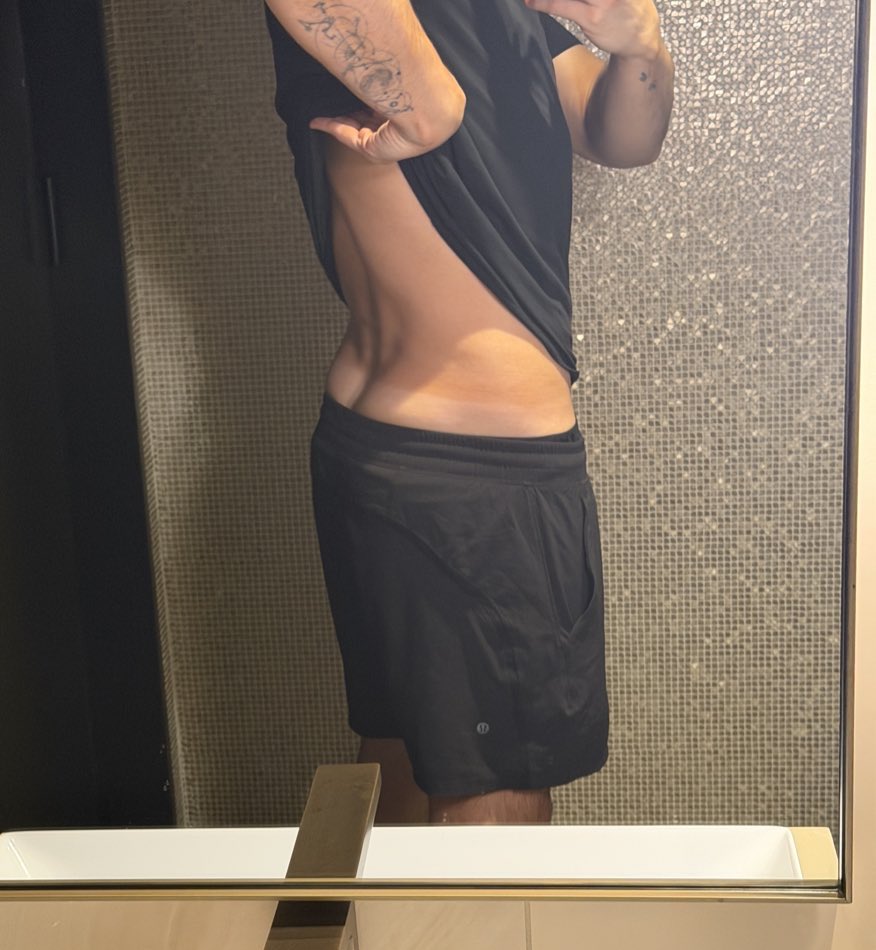 Manny MUA tweet media