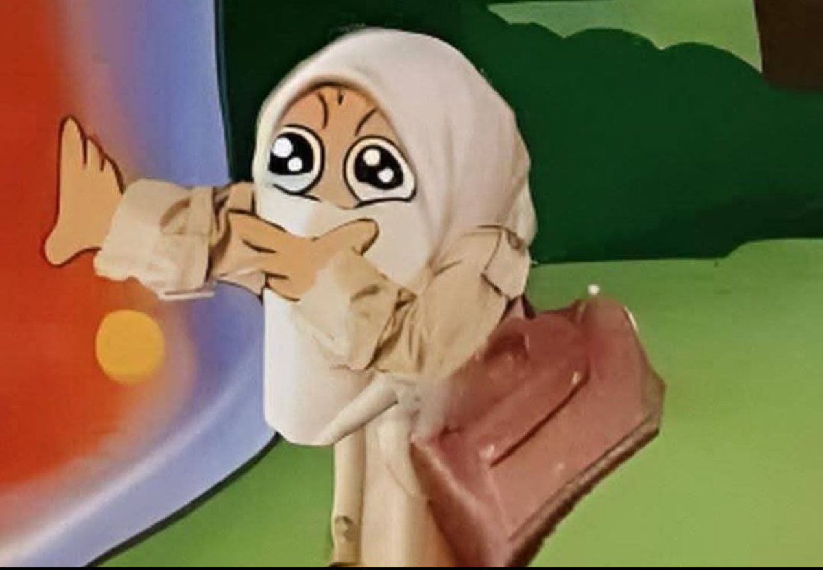 moona303005's tweet image. رجل امريكي يهدي مواطنه سيارة بقيمة (8) مليون دولار لأنه معجب بمنشوراتها ..

وانا حزمة حطب ماشفتها منكم🌚 !!! 

#بوح_الخواطر