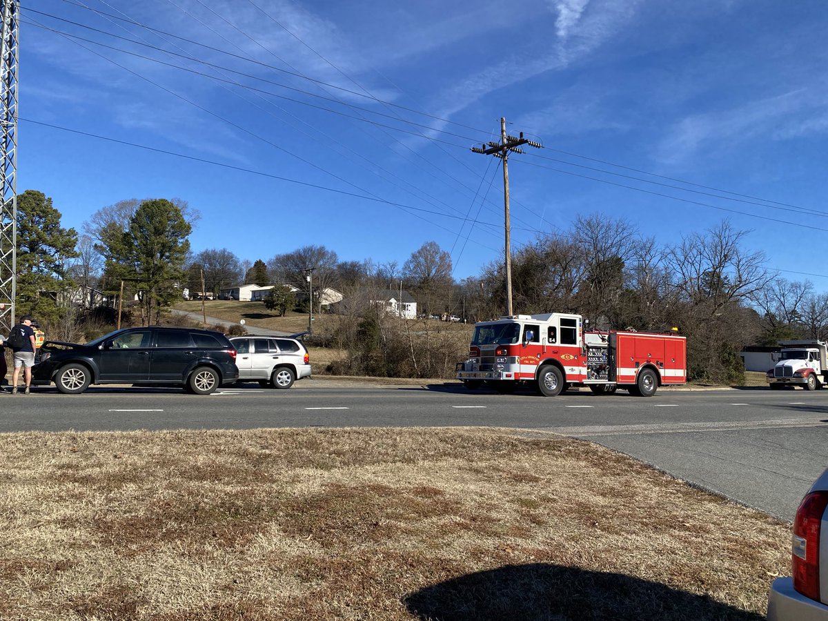 AlexDepartment's tweet image. Our Fire Department responded to a crash on N Talbert Blvd..  1 car crash.