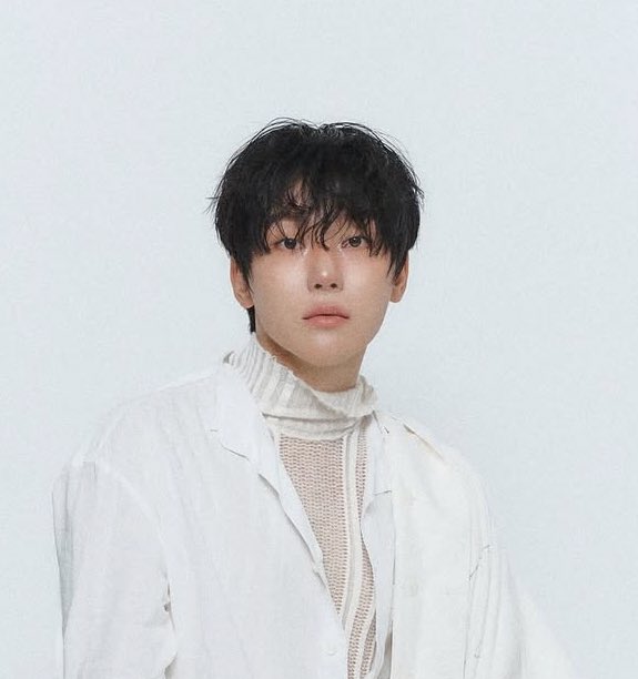 와 이제 데뷔하는 신인 미모 미쳤다ㅠㅠ 입덕이요
#DxS