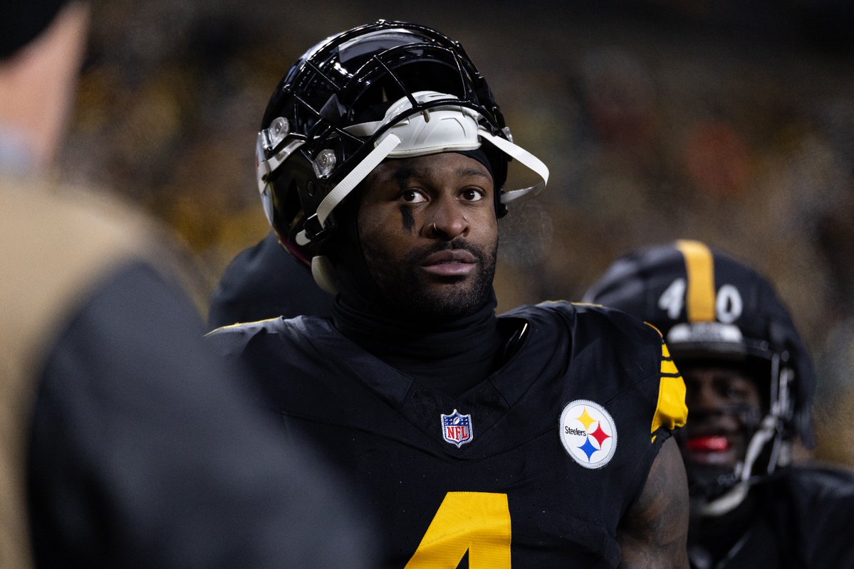 RapSheet's tweet image. The two-game suspension for #Steelers WR DK Metcalf could be costly, if upheld. Based on his contract, the suspension would void not just the rest of his salary for this season but $45M in future guarantees — $25M fully guaranteed in 2026 and $20M guarantee for injury in 2027.