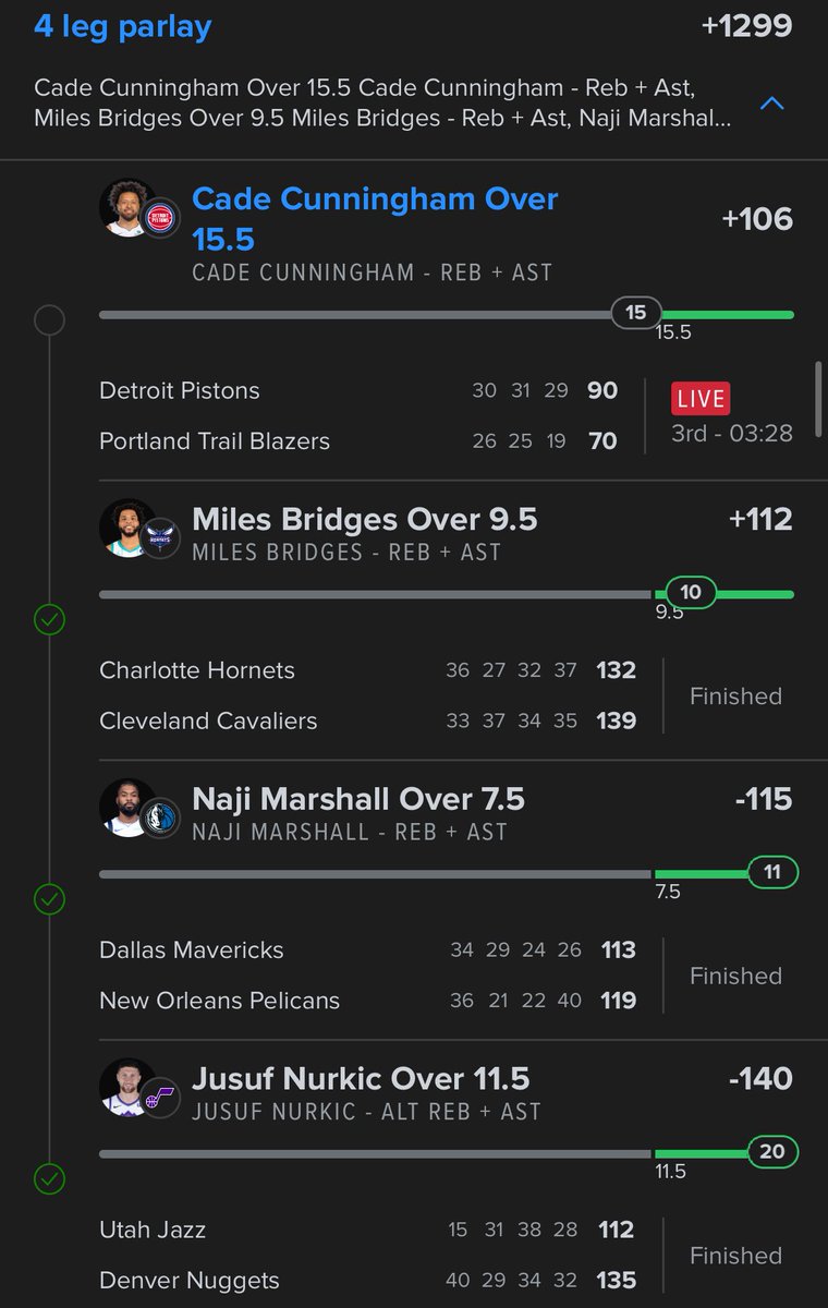 cookitup31's tweet photo. Cade has 5 fouls….. https://t.co/hmG3NK2x9x