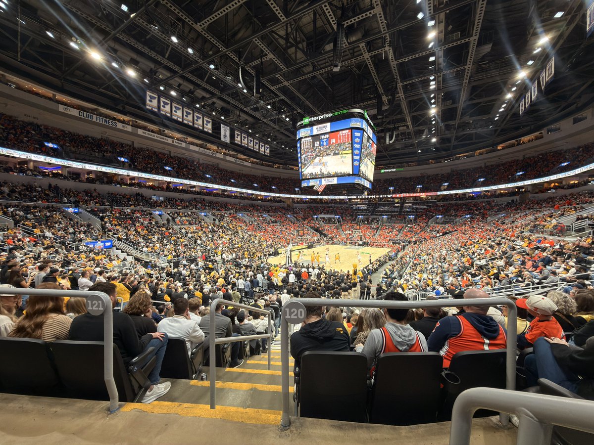 griggsbd's tweet image. I mean… why not bring an NBA team to St. Louis? 

March Madness coming to @Enterprise_Cntr next year also gives another shot for us to make a good case for it.