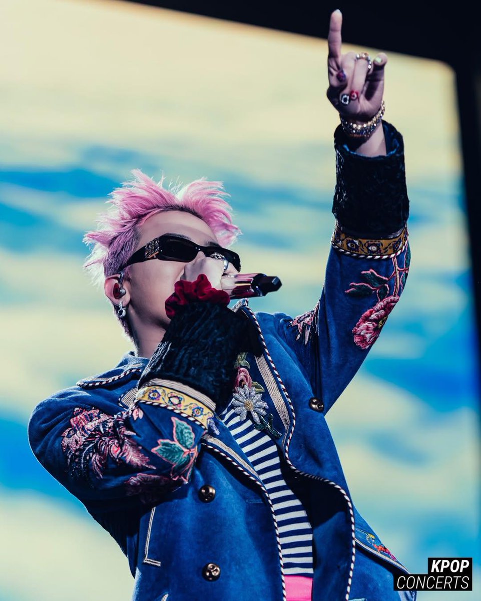 lydialiem's tweet image. the pictorial so good 🔥

250531
Head in The Clouds Festival
🎵: @IBGDRGN 
📸: mikaroo 

2/2

#GDragon #bigbang #kpopconcerts #concertphotography #livemusicphotography