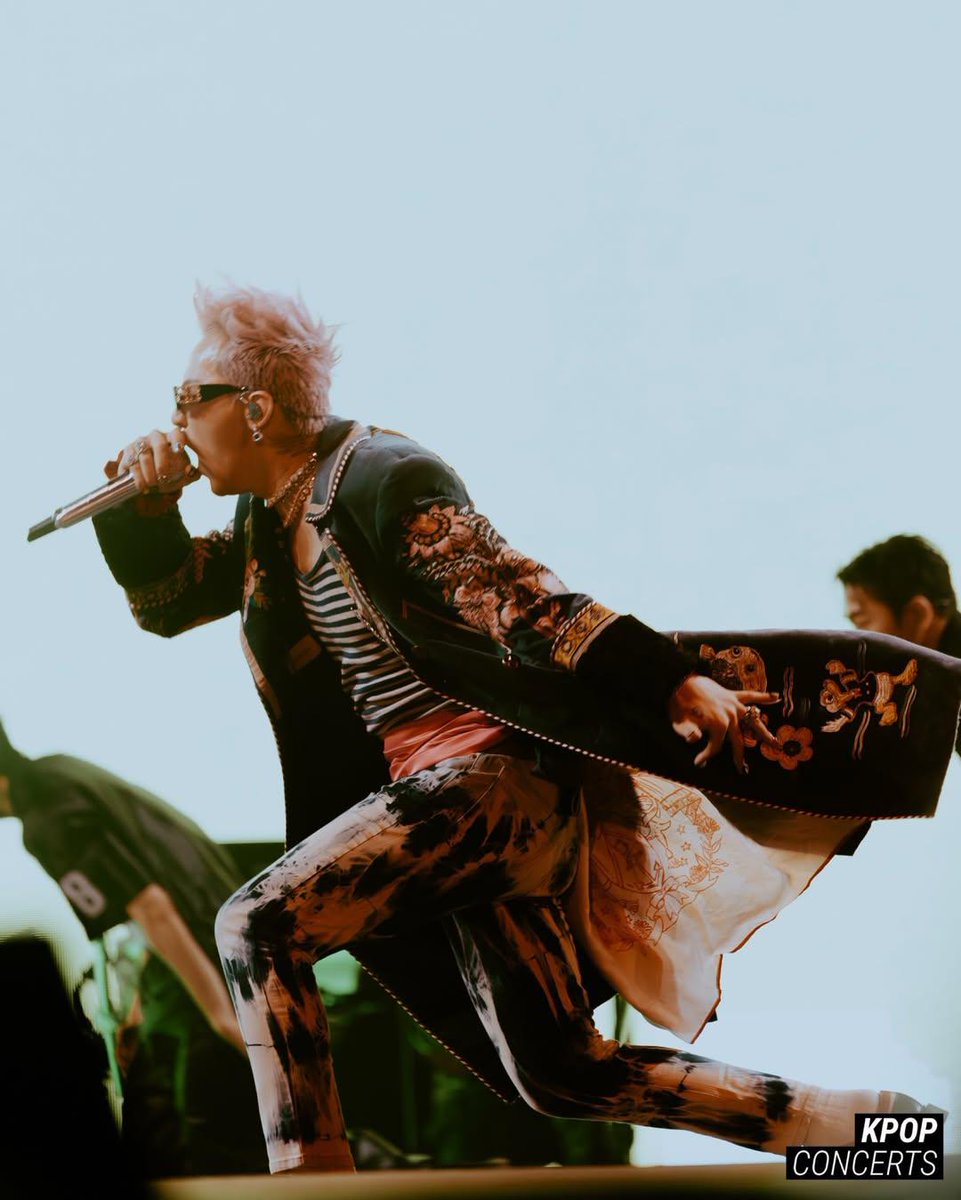 lydialiem's tweet image. the pictorial so good 🔥

250531
Head in The Clouds Festival
🎵: @IBGDRGN 
📸: mikaroo 

2/2

#GDragon #bigbang #kpopconcerts #concertphotography #livemusicphotography