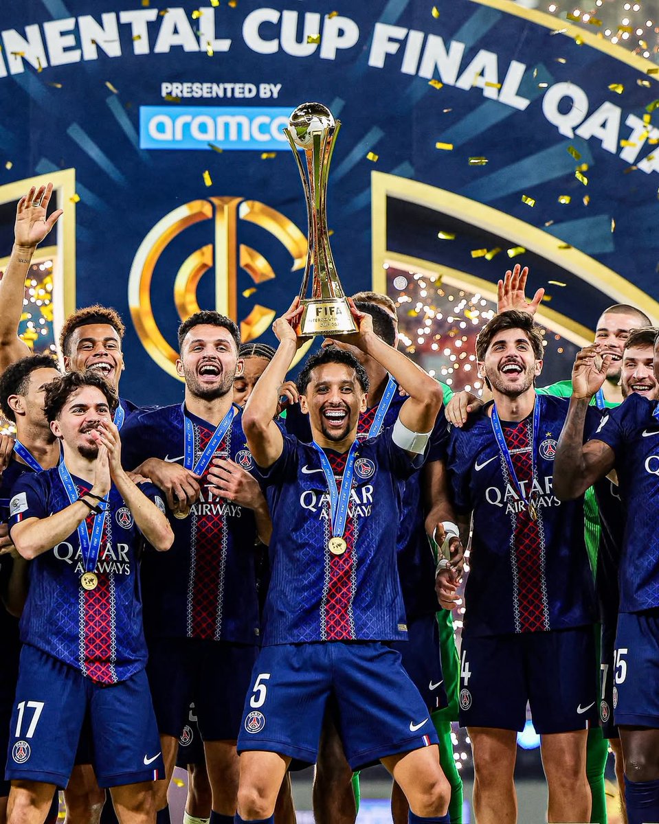 Boxer949's tweet image. 🏆🔥 優勝おめでとう！！ 🔥🏆
最高の瞬間ですね✨✨
最後まで諦めない戦い、本当に感動しました😭⚽️
チーム一丸となってつかみ取った勝利…まさに王者👑💙❤️
この景色を見るために、どれだけ努力してきたのかと思うと胸が熱くなります🥹✨