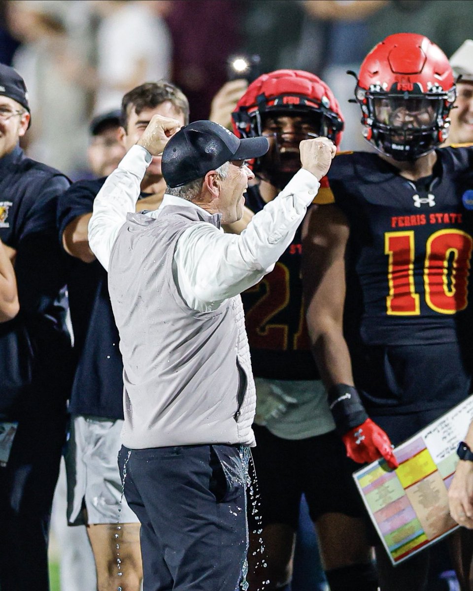 Ralph Carter🦍 tweet media