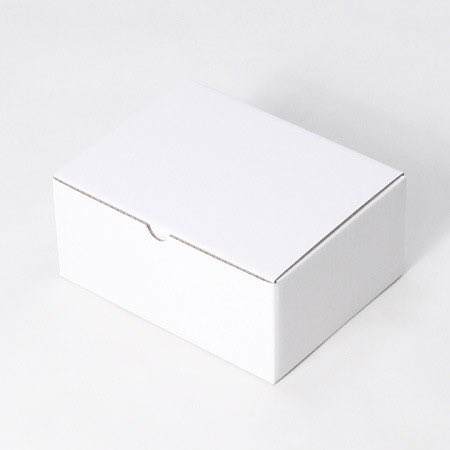 mhs_yt's tweet photo. 心理学的に、黒い段ボールは白い段ボールの1.8倍重く感じるらしい。
引っ越し屋の段ボールが白いのはそういう理由だったのか！ https://t.co/BI81HAx3mU