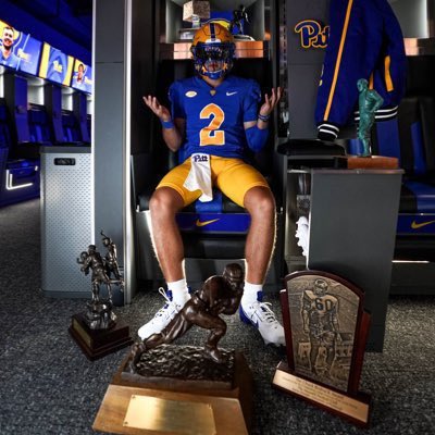 QBUselect's tweet image. Looking for the next group of QBU select members 

Be a part of the future 🖖