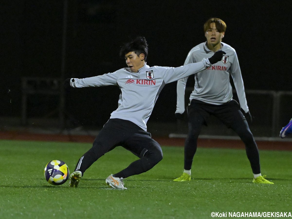gekisaka's tweet photo. 【写真特集】U23アジア杯へ始動…“ロス五輪世代”U-22日本代表FW久米遥太(早稲田大)(8枚)

https://t.co/IMJGxfqnS1

#ゲキサカ #daihyo #日本代表 #サッカー日本代表 #U23アジアカップ #AFCU23 #U23日本代表 https://t.co/NsVhhHtkAe