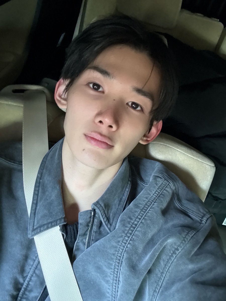 joversclub's tweet image. 보자마자사연잇는여자처럼눈가리고울음..
나진짜이런말안하려고햇는데 제발밥먹고잠좀자..