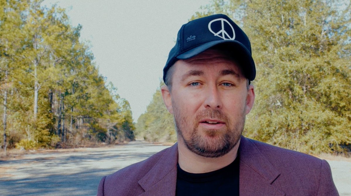 I've noticed quite a few Saved by the Bell actors in the Wonder Years.  Mark-Paul Gosselaar (Zack Morris) played a boy who stole Lisa Berlini from  Kevin. Dustin Diamond (Screech) was in, image size:1200x673