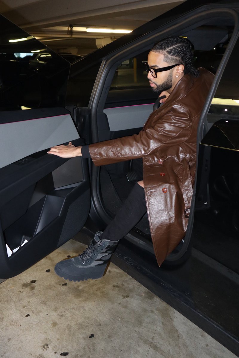 _vws__'s tweet image. 🦇