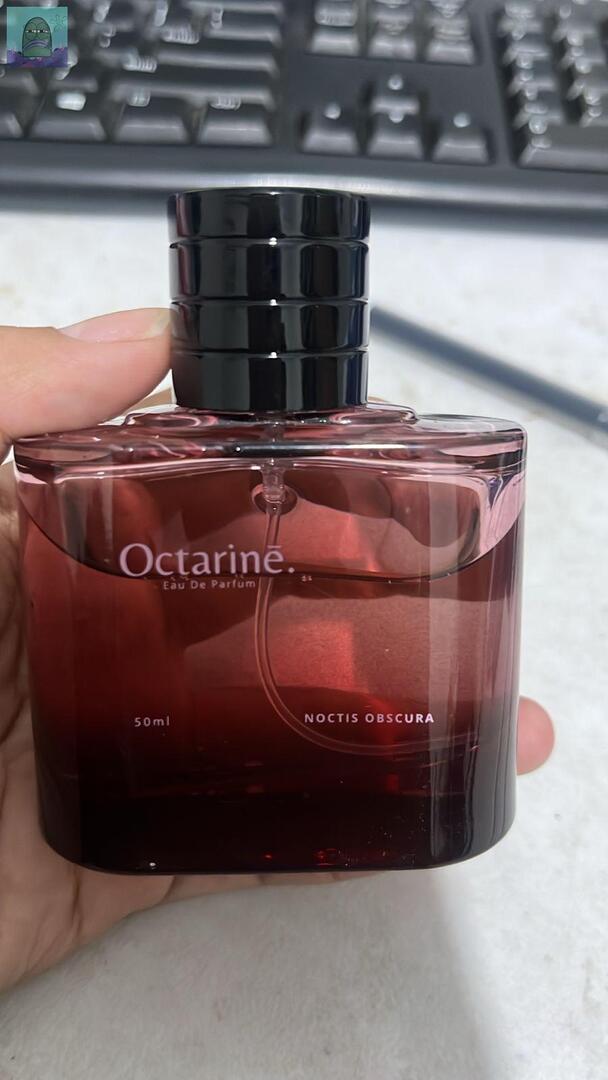 tanyakanrl's tweet image. 💚 sender baru cobain parfume ini, terus sender pake pas jalan sama my fineshyt guweh katanya "kamu wangi banget" AAAKKKKKKKK WHAT A COMPLIMENT😭😭😭