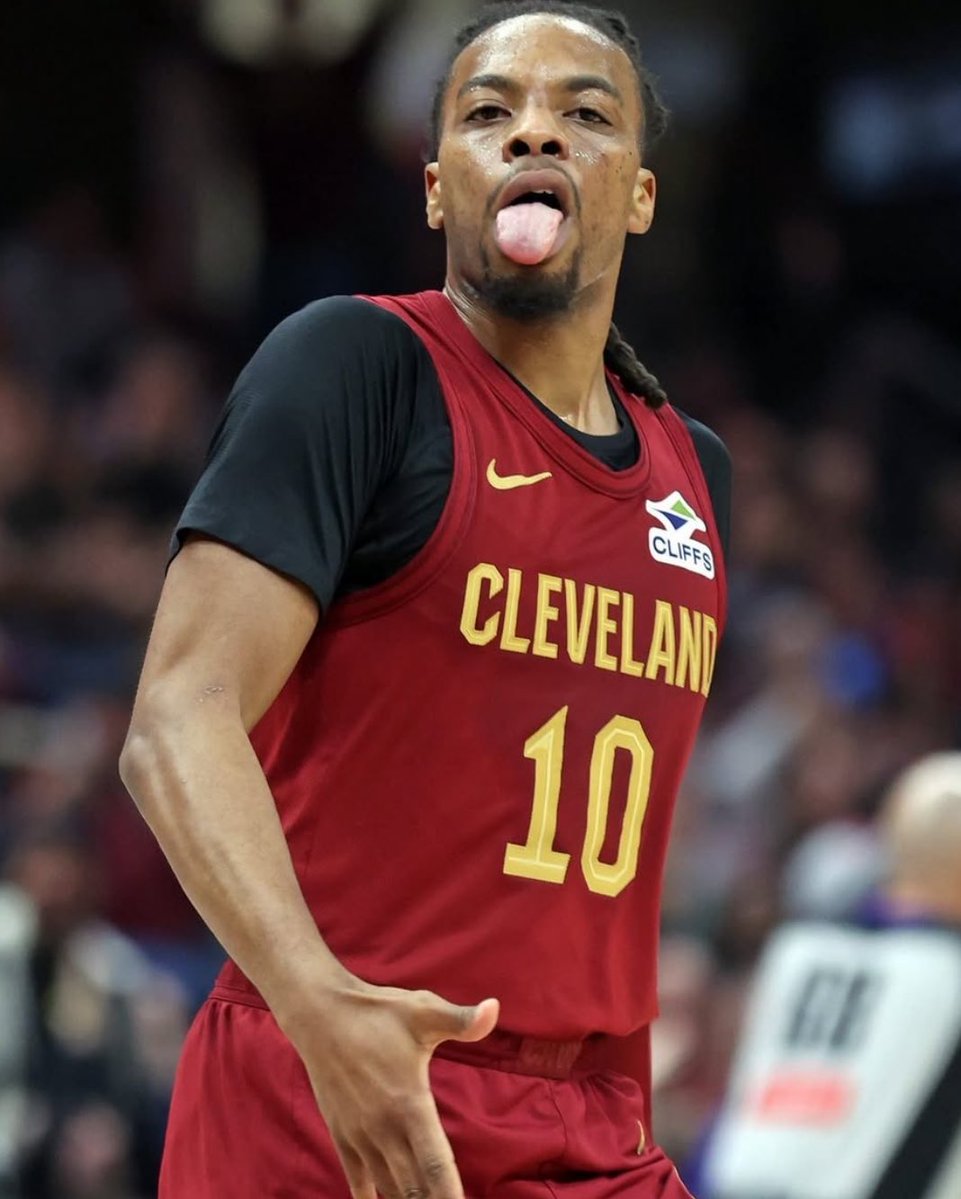 TheHoopCentral's tweet image. Darius Garland tonight:

27 Points
10 Assists 
5 Rebounds 
2 Steals
9/15 FGM
5/6 3PM
4/4 FTM
30 Minutes