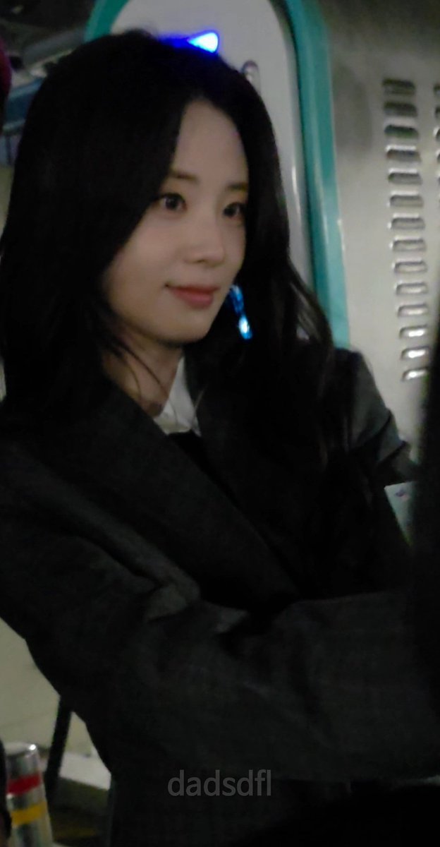 신시아 초미녀 사건
갤럭시 기카로 찍은 신시아가 초미녀인 사건이다