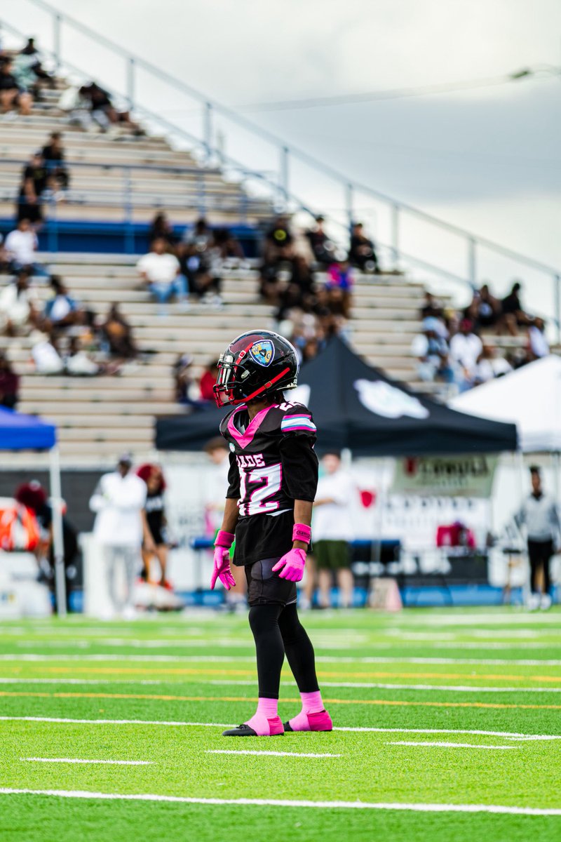 1_Spraycan's tweet photo. Blessed For The Opportunity To Play In The  8th Dade Vs Broward Game As A 7th Grader🙏🏽🙇🏽‍♂️ #2031 Next Szn Is Going To Be A Movie🎥 https://t.co/pHh9XeDQ4J