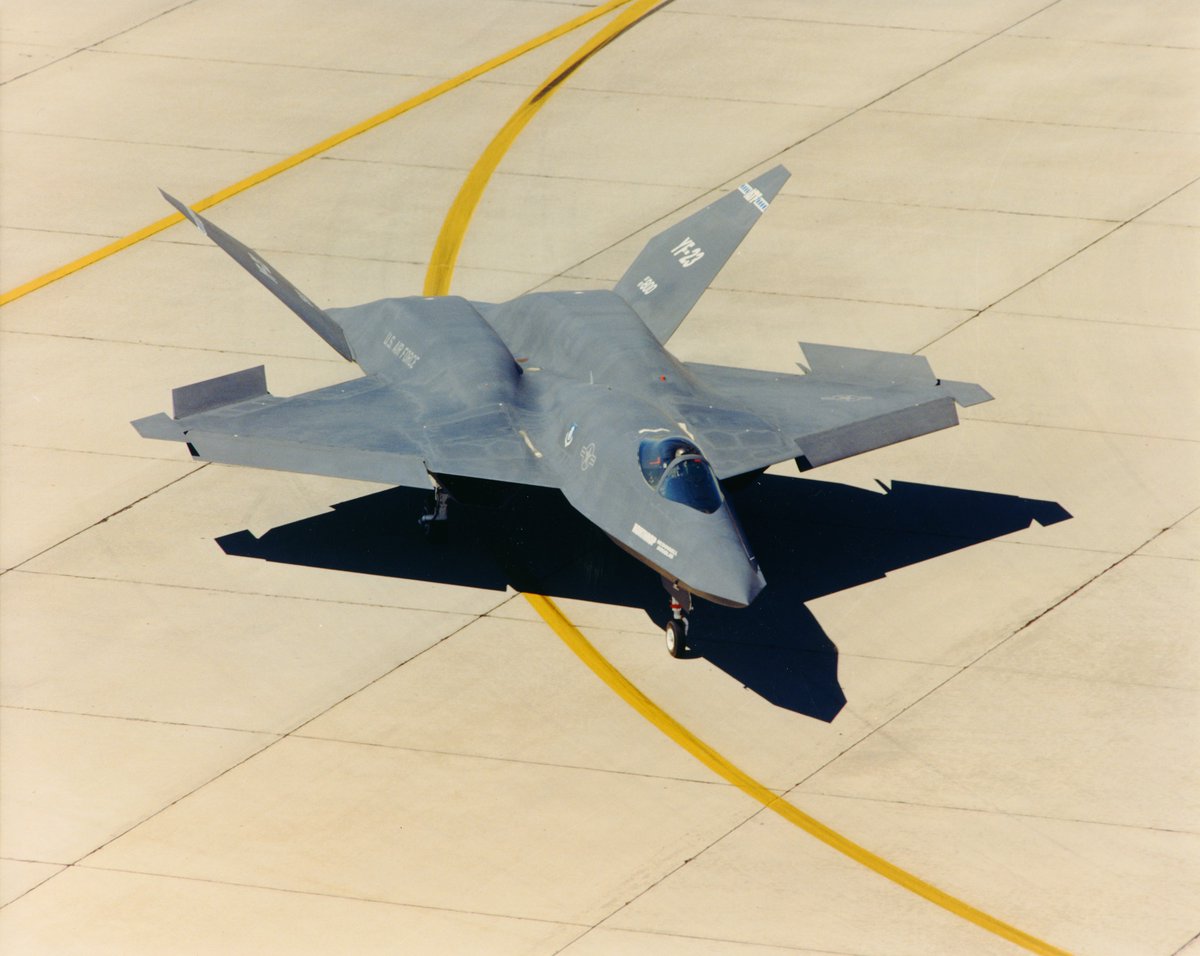 Fighterman_FFRC's tweet image. More YF-23 eye candy from NMUSAF archives