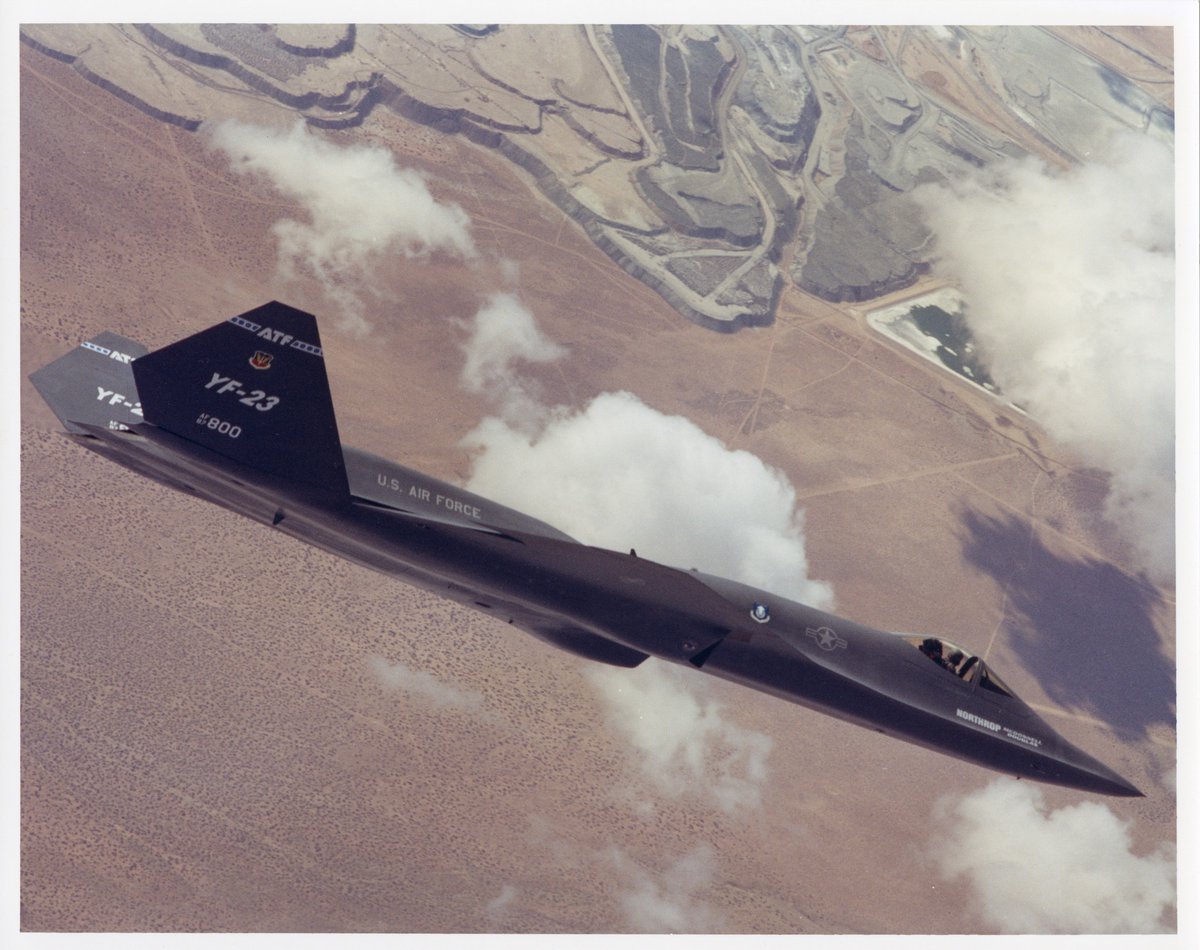 Fighterman_FFRC's tweet image. More YF-23 eye candy from NMUSAF archives