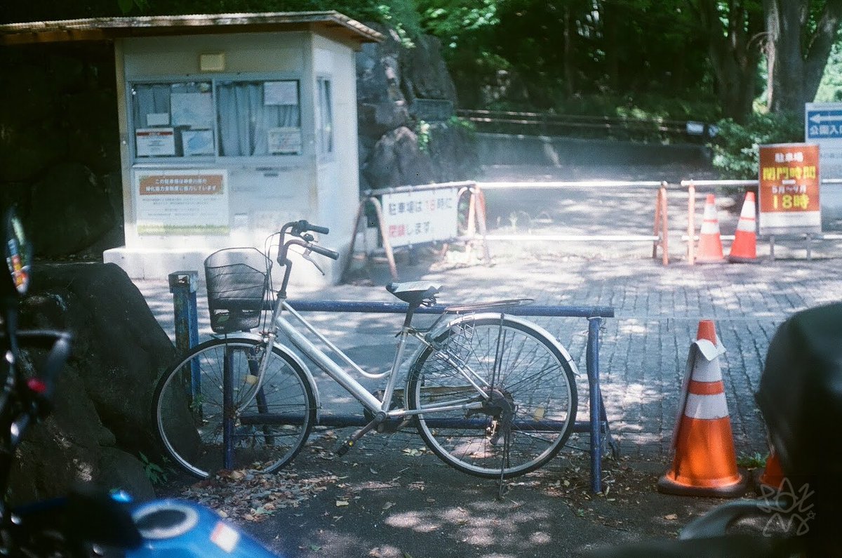 ◾️昔のカメラ◾️ヴィンテージ◾️革製品◾️とてもレア◾️カメラを入れて持ち歩こう◾️本革◾️ encounter vintage Image Arctic Monkeys Alex Turner 先程投稿した