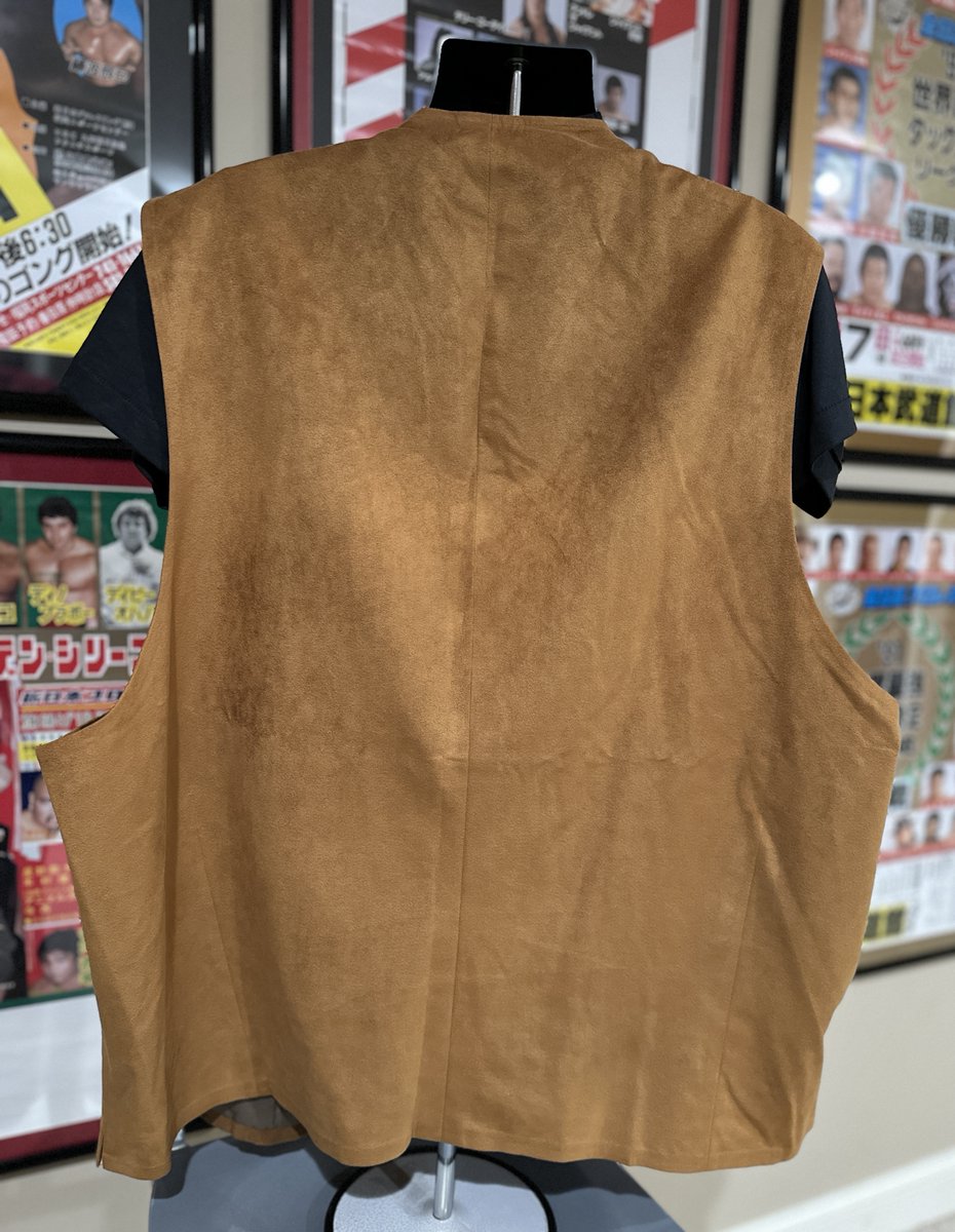 Andre the Giant Treasures tweet media