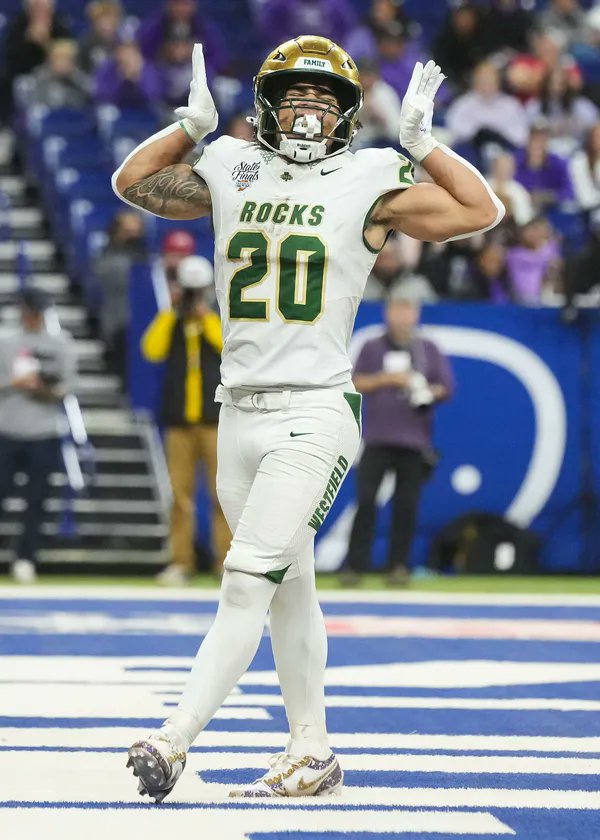 KyleNeddenriep's tweet image. Congrats to the 2025 Central Indiana high school football Super Team. Pictured here @Jordan_Palmer44 @AdeobaDammy @kasmirjhicks2 and @deacon_king10 Full team: bit.ly/3Y83cx3