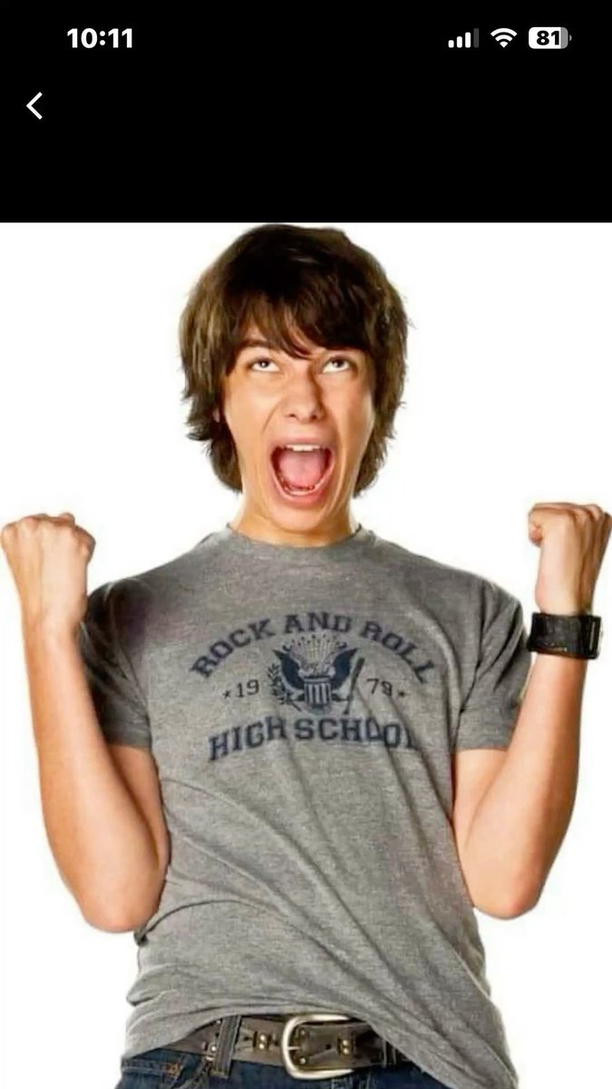 Axrexic's tweet image. MY DAD GOT ME GUM….. WHO CHEERED