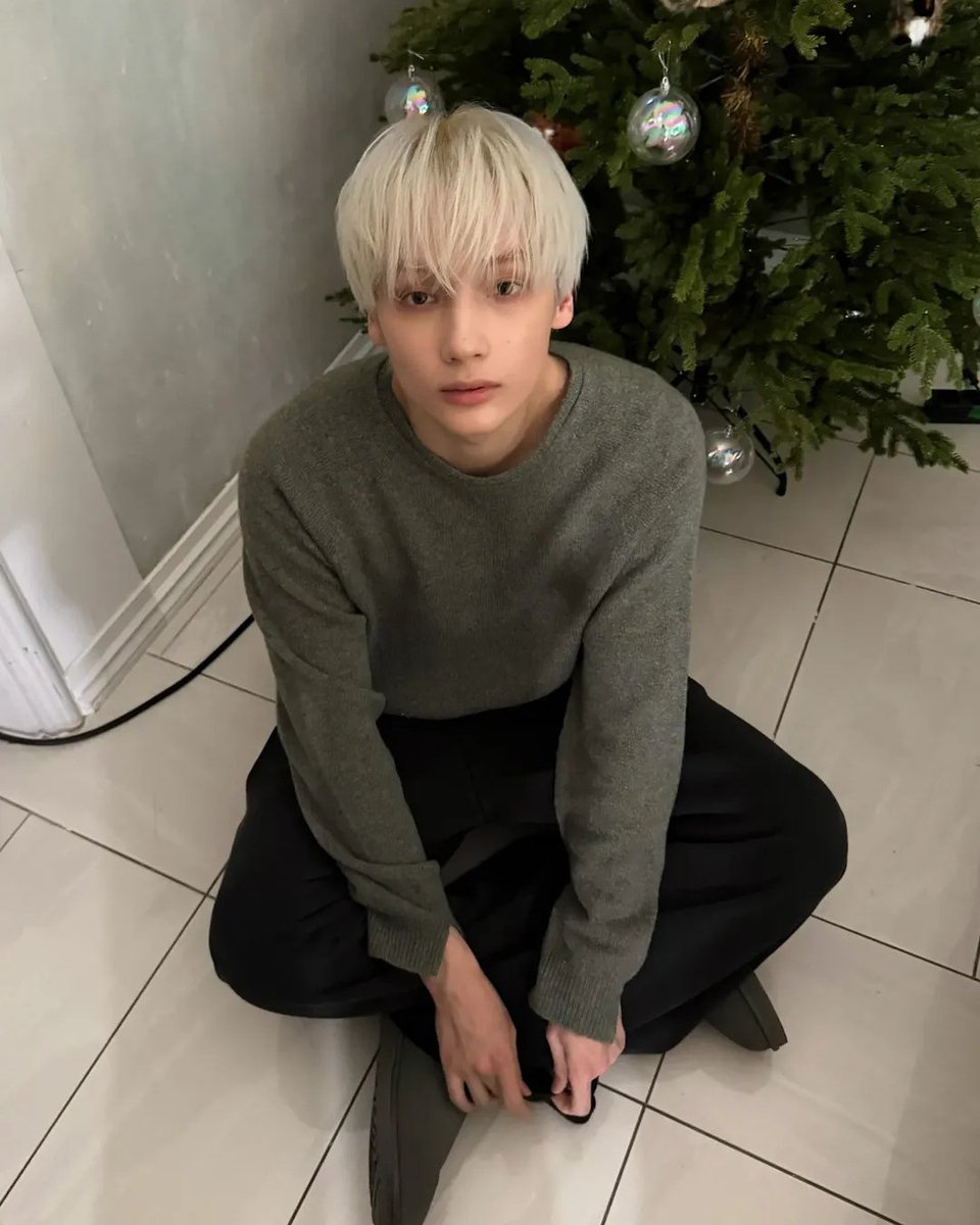 HI, KAI! 🐧

TXT’s Hueningkai, the group’s maknae, also launched his personal Instagram account on December 22.

“An angel has appeared,” he captioned his first Instagram carousel post.

Courtesy: kaikamal/Instagram

Read moreL: gmanetwork.com/news/showbiz/s…