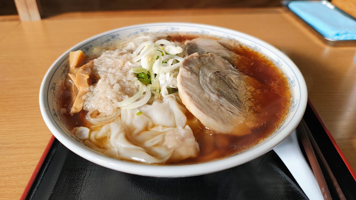 SOK7802's tweet photo. 中華そば雲の糸山形あかねヶ丘店にて
ワンタン麺、太麺、こってりで。
美味しかった😋。
次は特製煮干し中華を食べないと🍜 https://t.co/SqO5Y7RY7Y