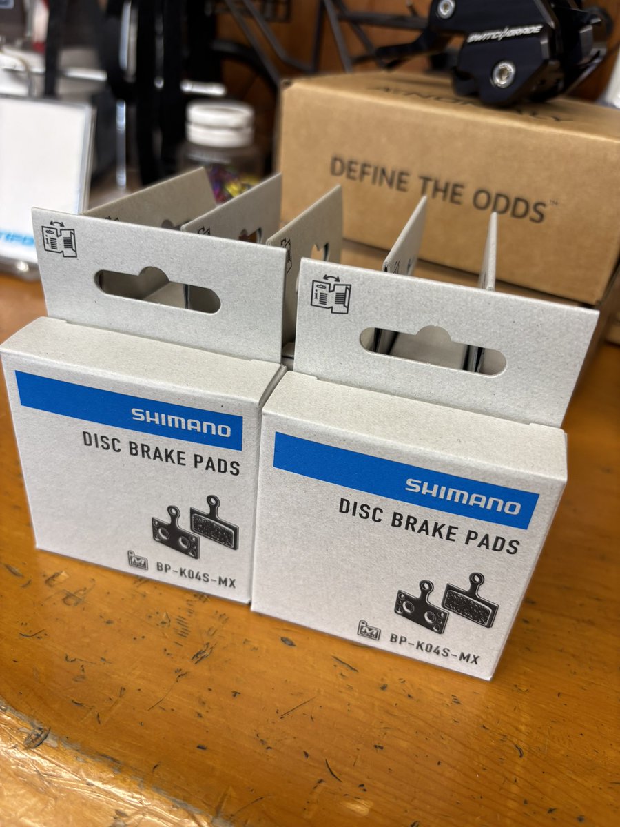 ogwcycle's tweet image. みなさん一昨日の関西シクロクロス 信太山ではかなり泥にやられたそうですね。
やはり泥レースにはメタルパッド。
1セットは常備しましょう。
あと、ブレーキローターへのダメージも少なくないのと思うのでマイクロメーターにてチェックしてください。