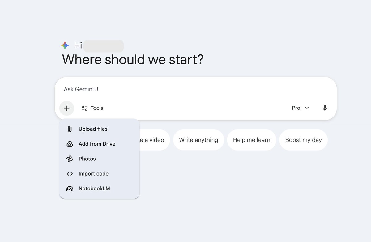 Gemini x NotebookLM: ปลดล็อกขีดจำกัด AI ด้วยการผสาน "สมอง" และ "ความจำ"

Gemini เพิ่งปล่อยฟีเจอร์ใหม่ที่น่าสนใจมาก คือการเชื่อมต่อกับ NotebookLM โดยตรง แต่ก่อนอื่น... เราต้องเข้าใจก่อนว่าสองตัวนี้ต่างกันอย่างไร?

💡 ข้อแตกต่างสำคัญ หลายคนชอบ NotebookLM เพราะความ "ซื่อตรง" ครับ