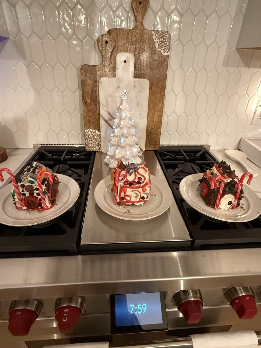 Adam Dunn tweet media