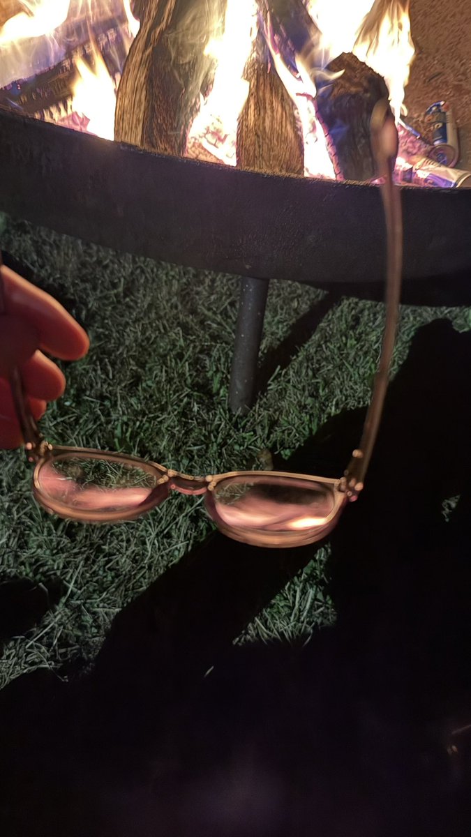 Blufiee // BuckScales tweet media