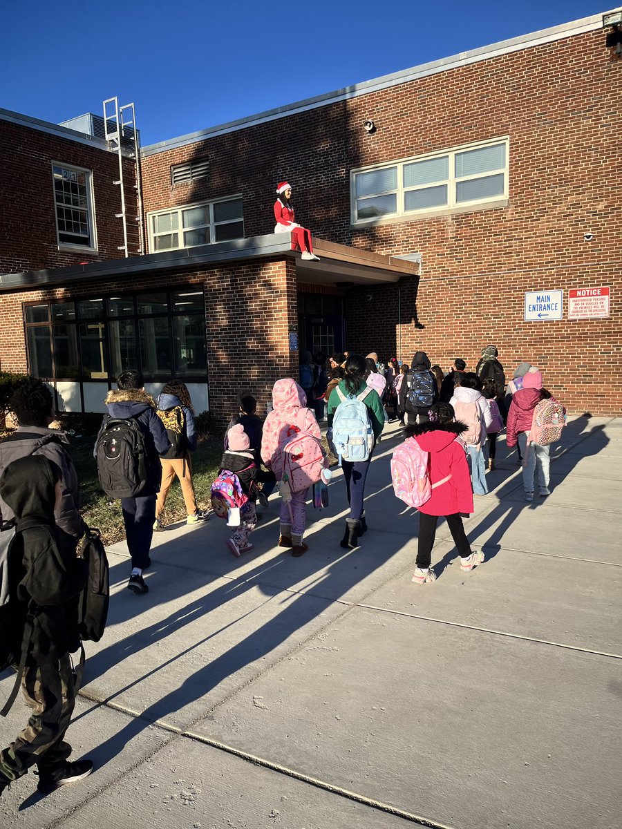 Carly Berry tweet media