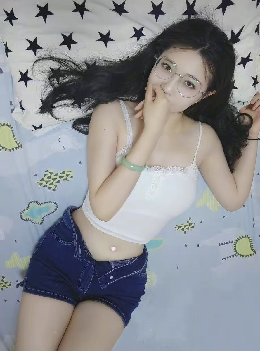 好久没上来玩了，谁陪我聊聊黄磕 #母狗 #反差 #女m #东北母狗