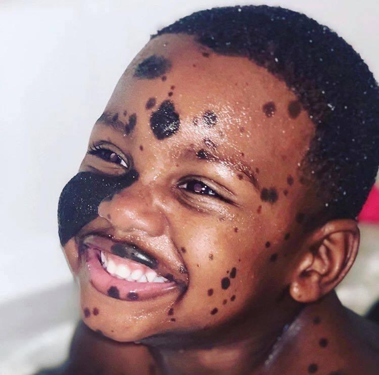 Jamani_Khanyi's tweet image. I bet you stopped scrolling and show love to my friend’s handsome son 🥹❤️🤎🔥.