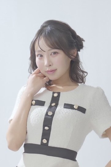 東京オートサロン2026のCUSCOブースは、小咲むうさんと葵成美さんが