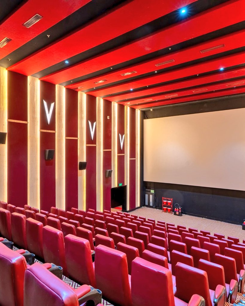 TheINIofficial's tweet image. 𝐌𝐮𝐥𝐭𝐢𝐩𝐥𝐞𝐱 𝐮𝐩𝐝𝐚𝐭𝐞 𝐟𝐫𝐨𝐦 𝐋𝐞𝐡, 𝐋𝐚𝐝𝐚𝐤𝐡.

PVR INOX opens India’s highest 2-screen multiplex at 11,500 ft in Leh.

The new property is located at Solar Colony in Saboo along the Leh–Manali Bypass Road.

#Leh #Ladakh #Movie #Multiplex #Cinema