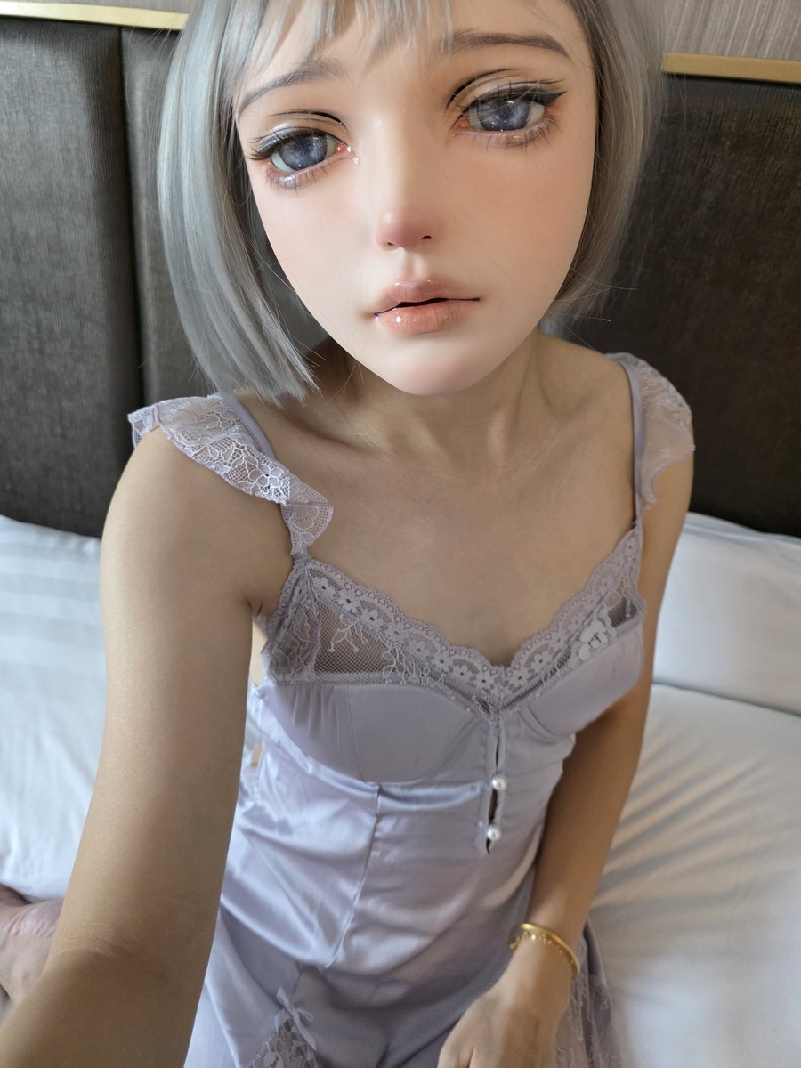 CopperQueen (薇薇) tweet media