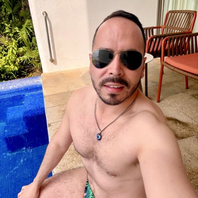 hor93642's tweet photo. #NuevaFotoDePerfil https://t.co/No9vby7IEt