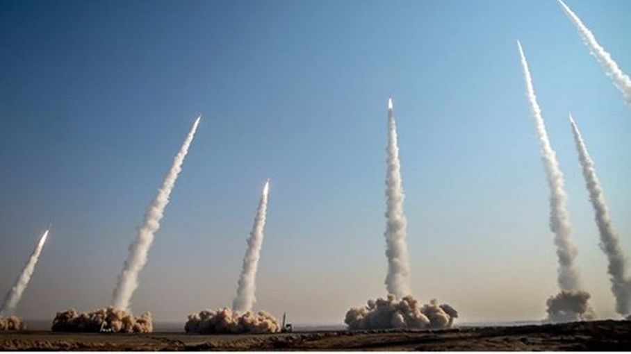 "السيناريو الأكثر خطورة" .. هكذا تمهد مناورات إيران لحرب جديدة مع "إسرائيل" 