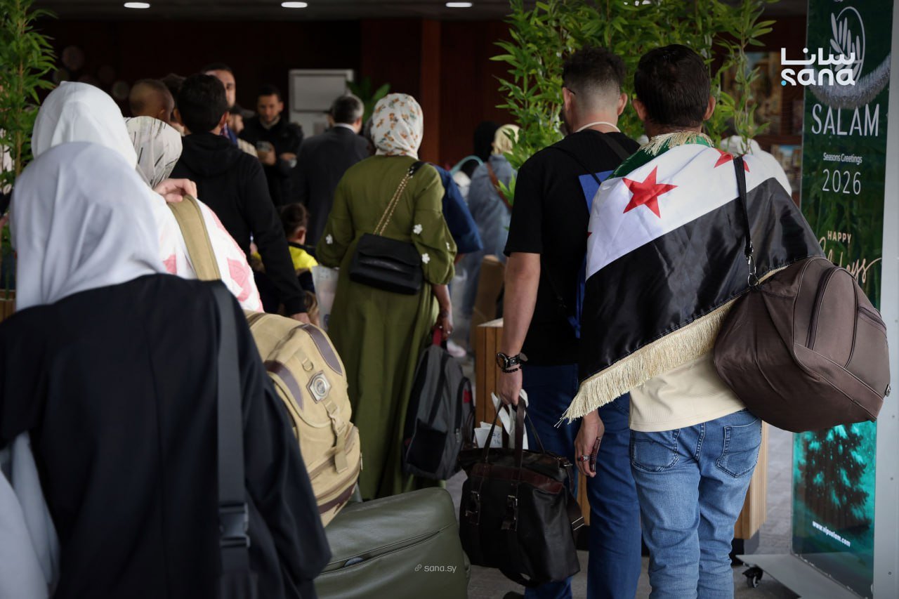 وصول أول طائرة إلى مطار دمشق تقل سوريين من السودان (سانا)