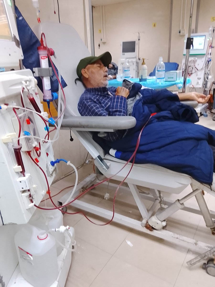 MsbhMhmd9335's tweet image. Hello world, please stand with us and don't leave us alone. My father is running around the hospital suffering from kidney failure. He's in the dialysis unit and his condition is unstable. I need $1000 and have only received a small amountCan someone double that amount?