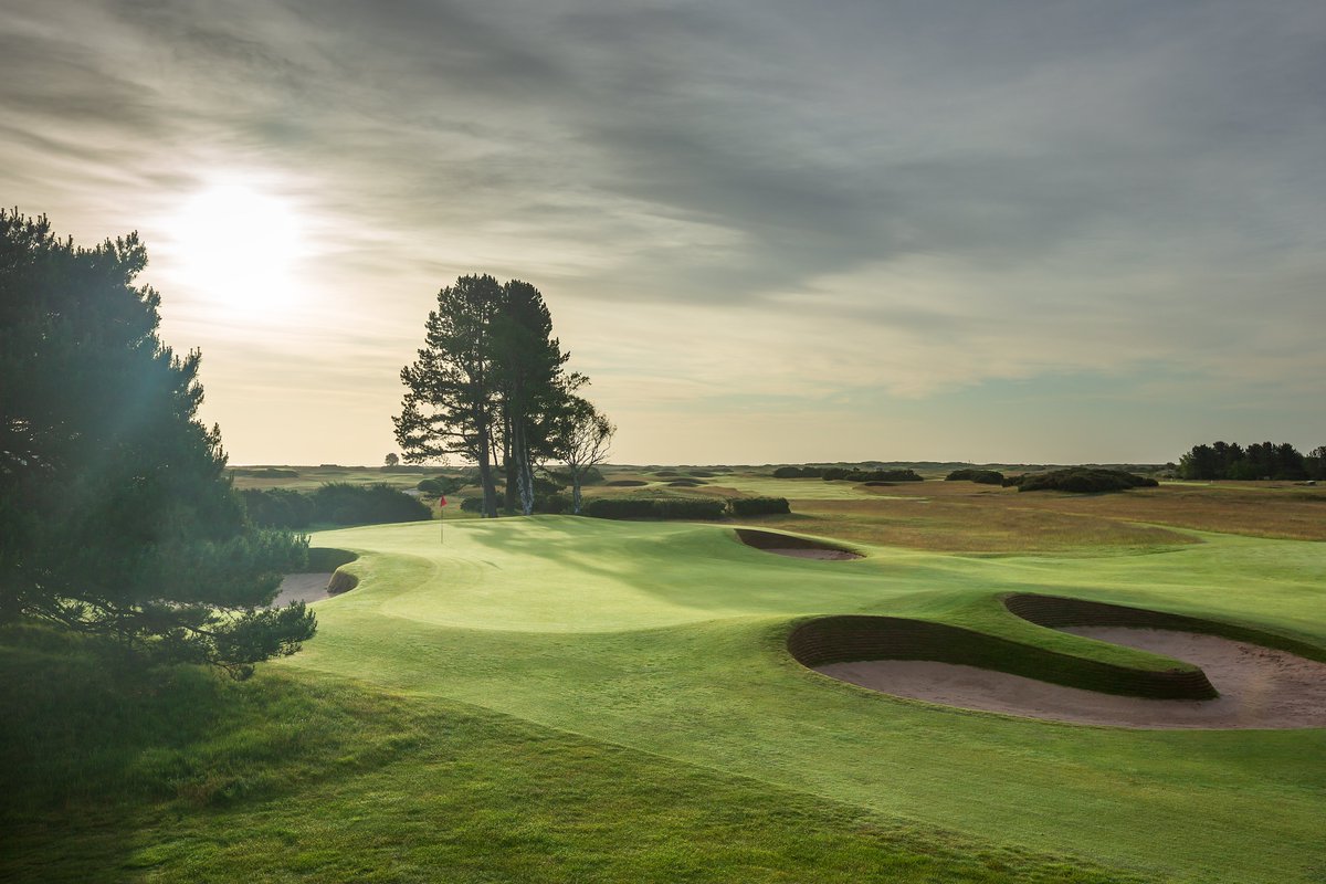 carnoustiegolf's tweet photo. In the words of Mariah Carey, "All I want for Christmas is twoooo"

Hole #13 Whins Par 3 - The Carnoustie Championship Course

https://t.co/2nde7aWKvu | +44(0)1241 802270

#CarnoustieGolfLinks #GolfGreatestTest https://t.co/mlz8OXh7wR